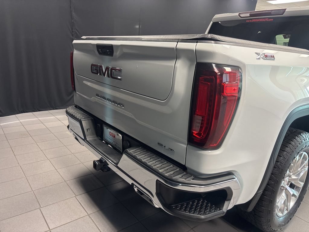 Used 2022 GMC Sierra 1500 SLT AWD/4WD image 4