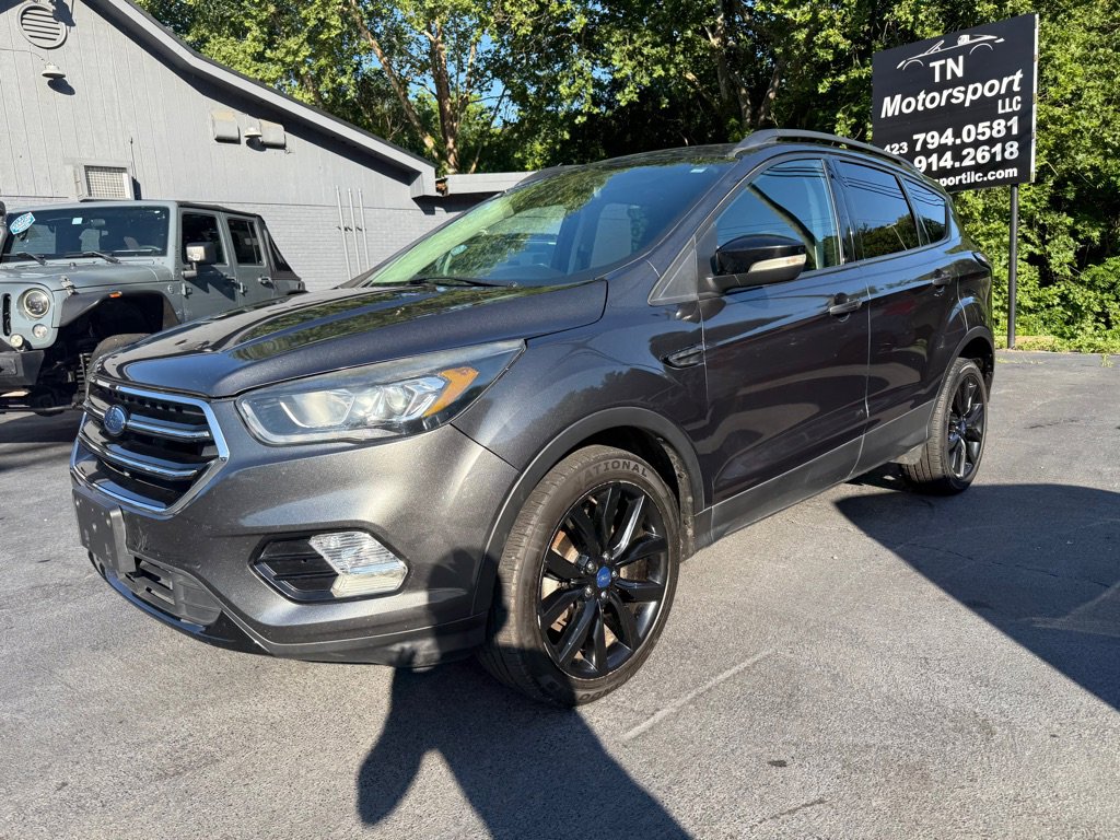 Used 2017 Ford Escape Titanium image 42