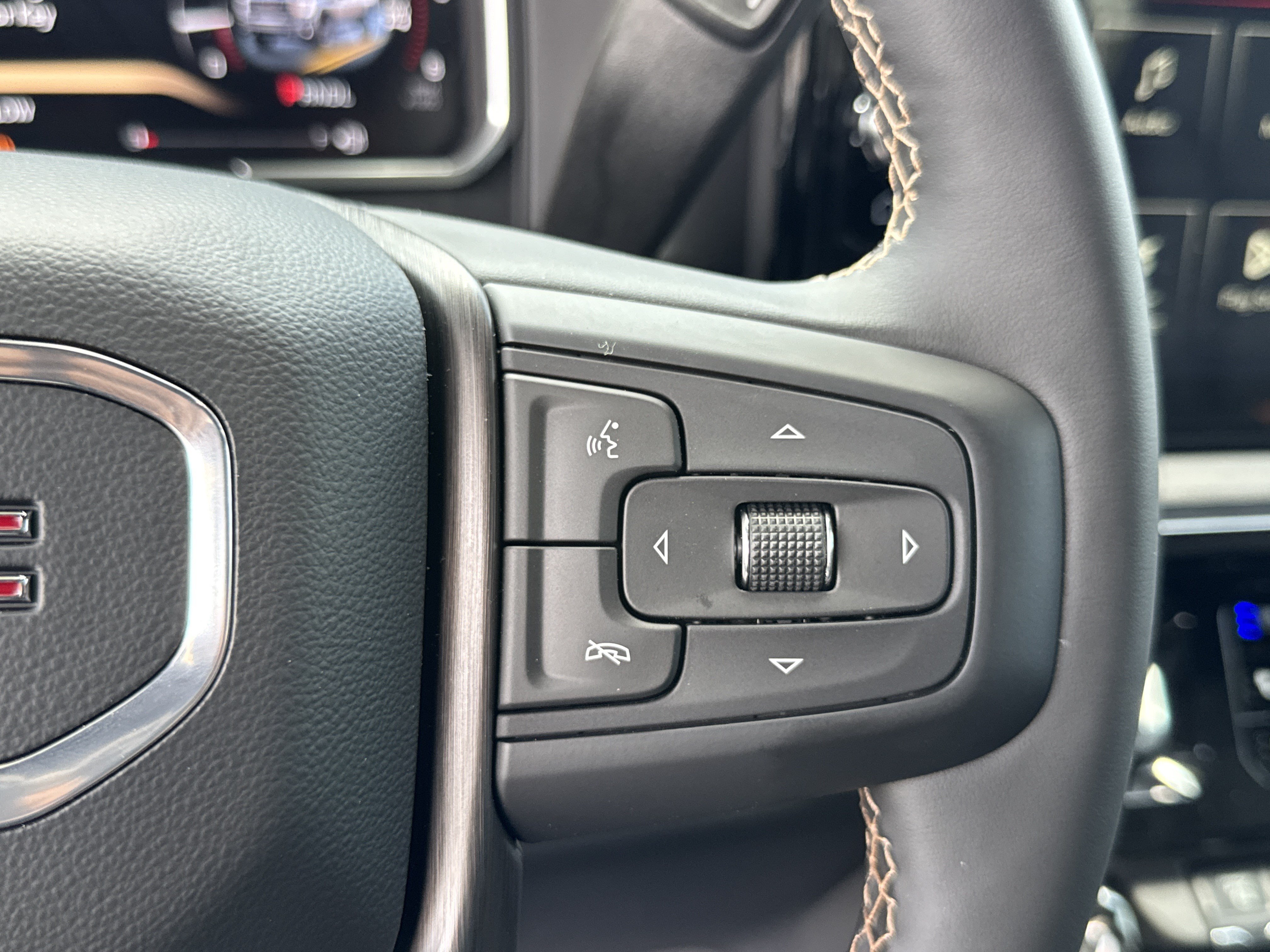 New 2026 GMC Sierra 2500 AT4 w/ AT4 Premium Plus Package AWD/4WD image 23