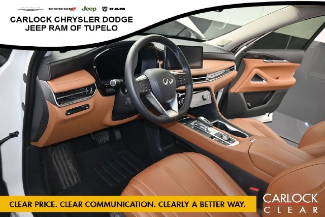 Used 2023 INFINITI QX60 Sensory w/ Cargo Package AWD/4WD image 12