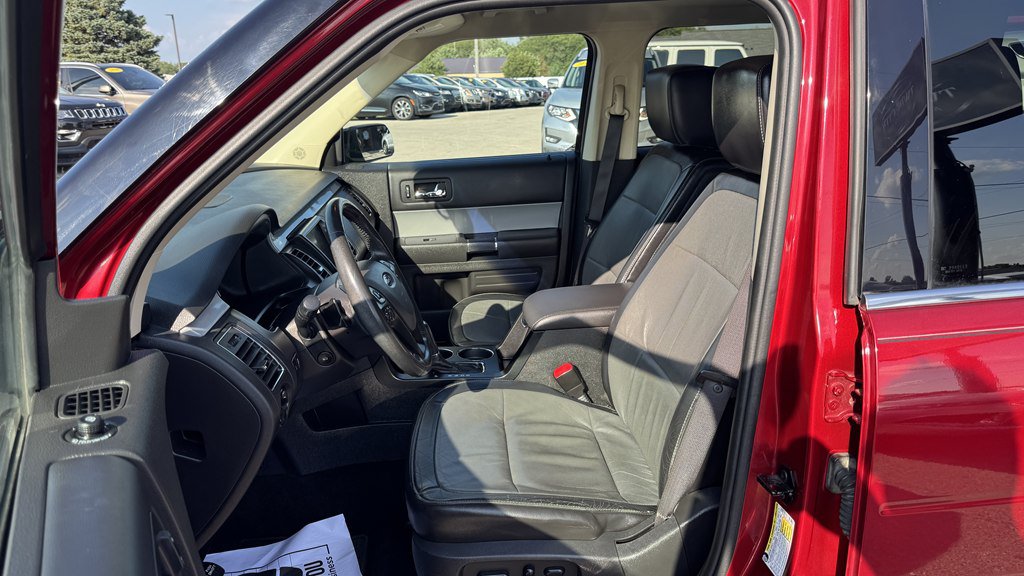 Used 2014 Ford Flex Limited w/ Equipment Group 302A AWD/4WD image 15
