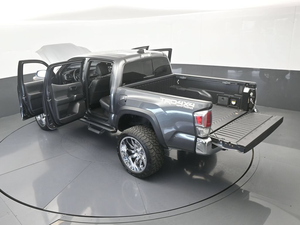 Used 2022 Toyota Tacoma TRD Off-Road AWD/4WD image 61