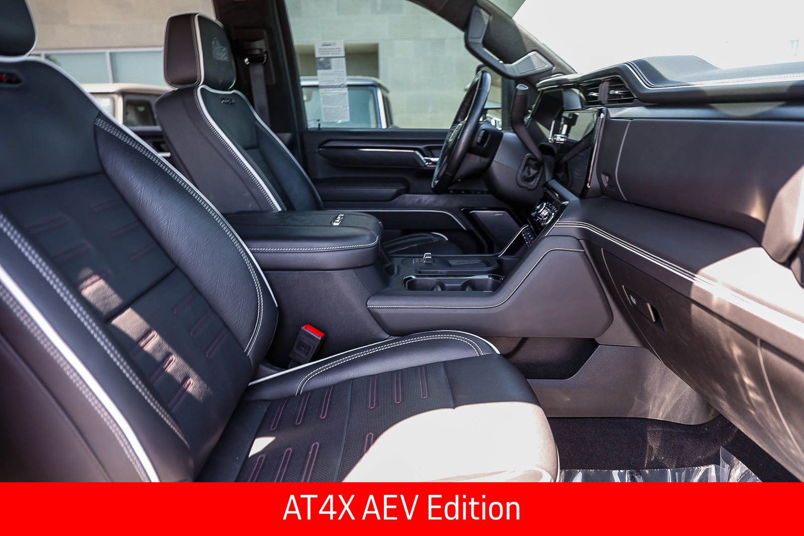 Used 2024 GMC Sierra 2500 AT4X w/ AT4X AEV Edition AWD/4WD image 17