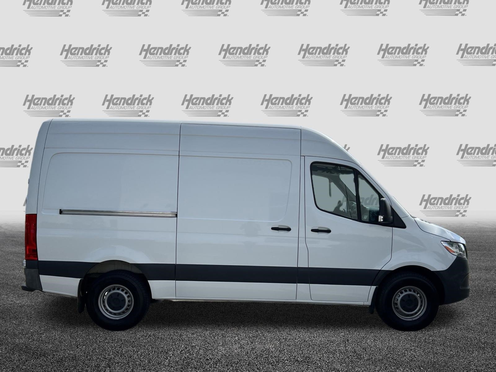 Used 2022 Mercedes-Benz Sprinter 2500 image 10