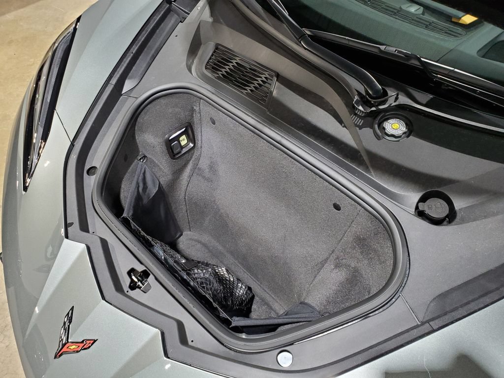 Used 2024 Chevrolet Corvette Stingray Preferred Conv w/ 2LT RWD image 41