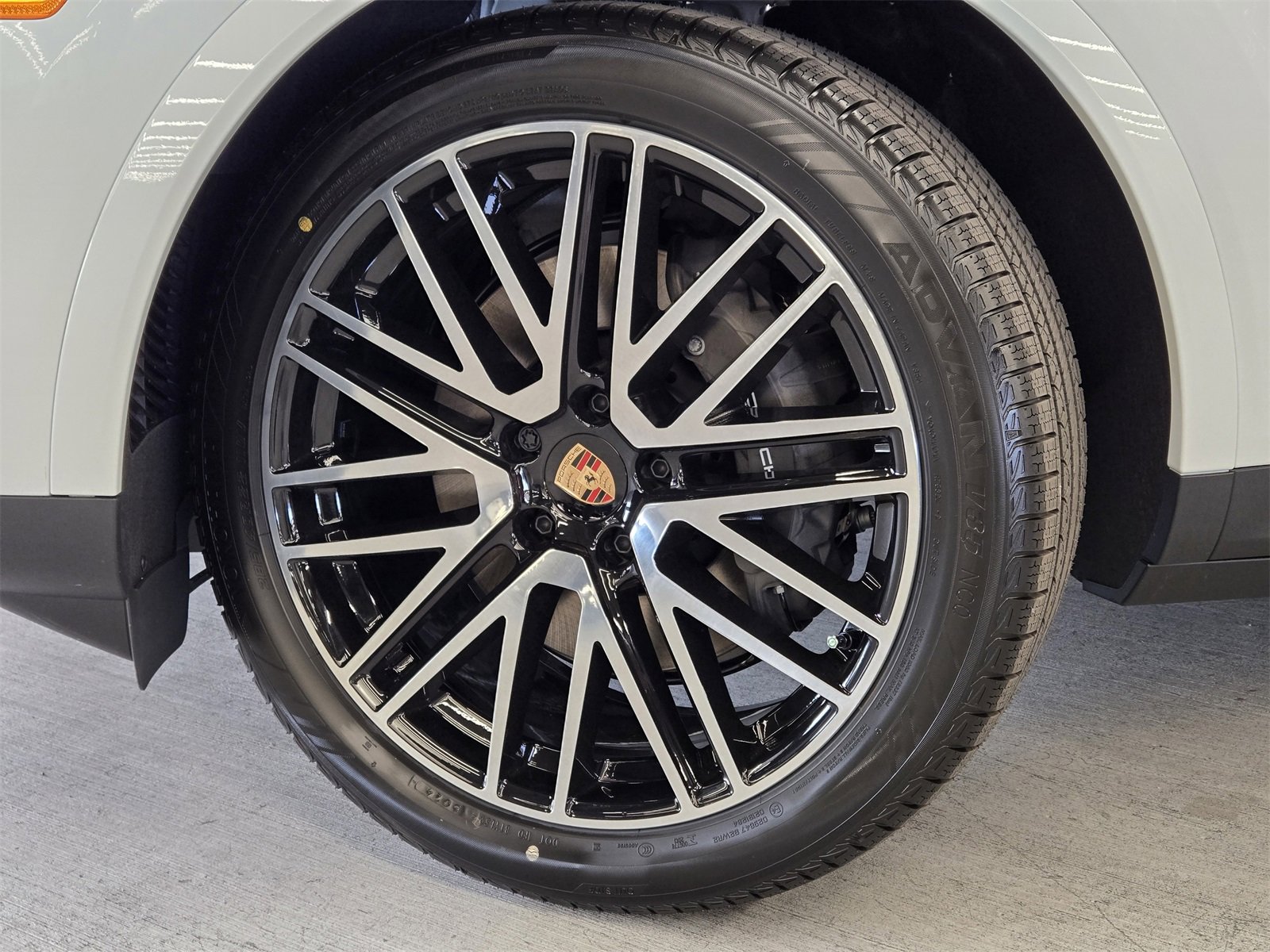 New 2025 Porsche Cayenne image 24