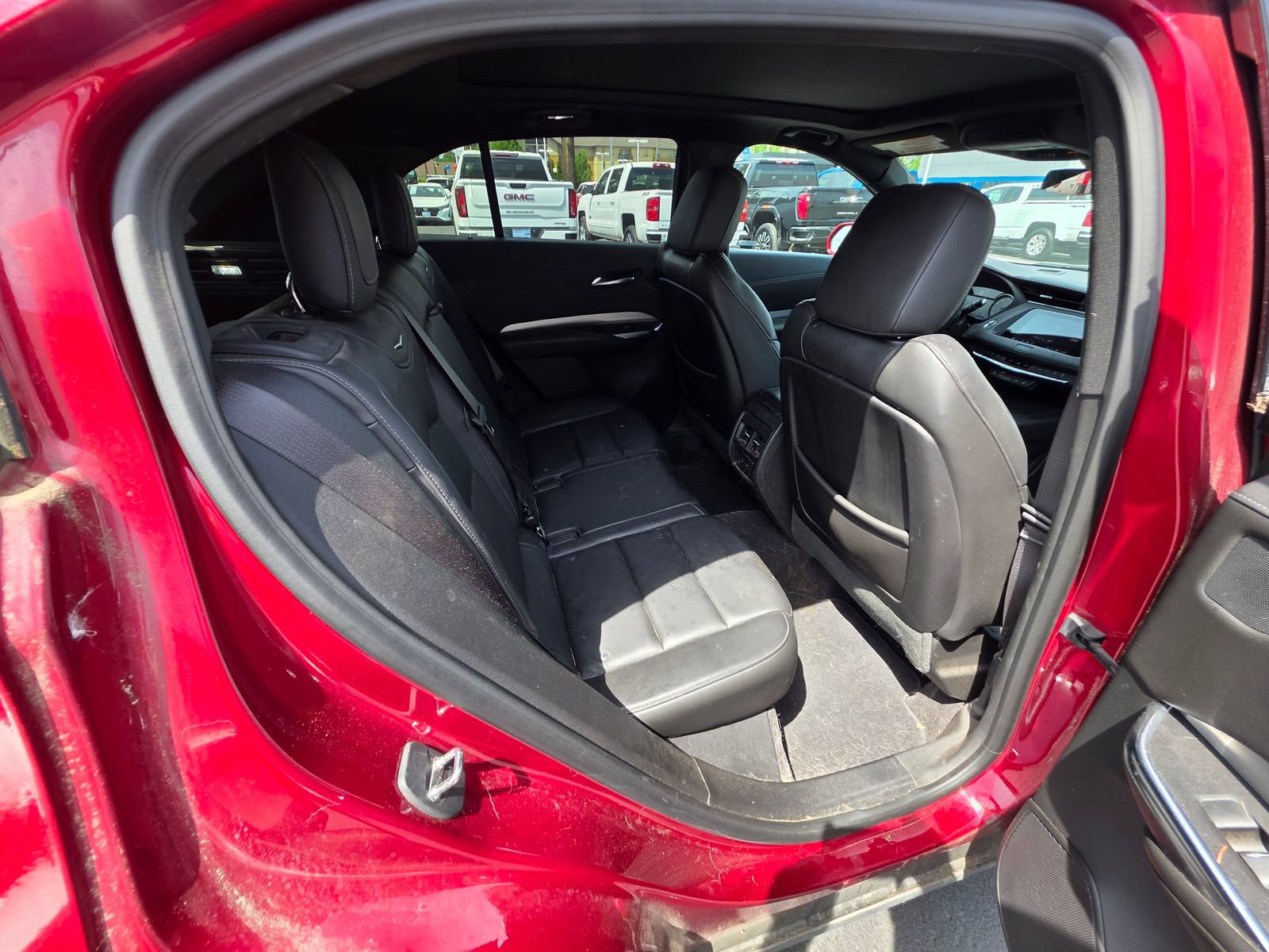Used 2019 Cadillac XT4 Premium Luxury w/ Driver Assist Package AWD/4WD image 14
