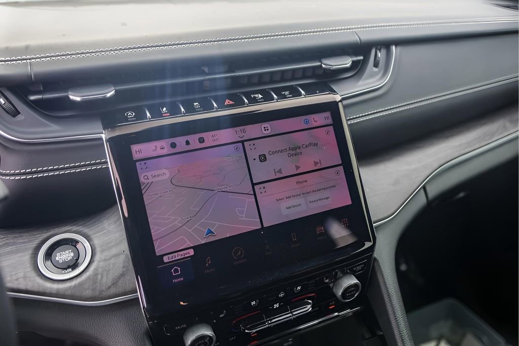 Used 2022 Jeep Grand Cherokee Overland image 19