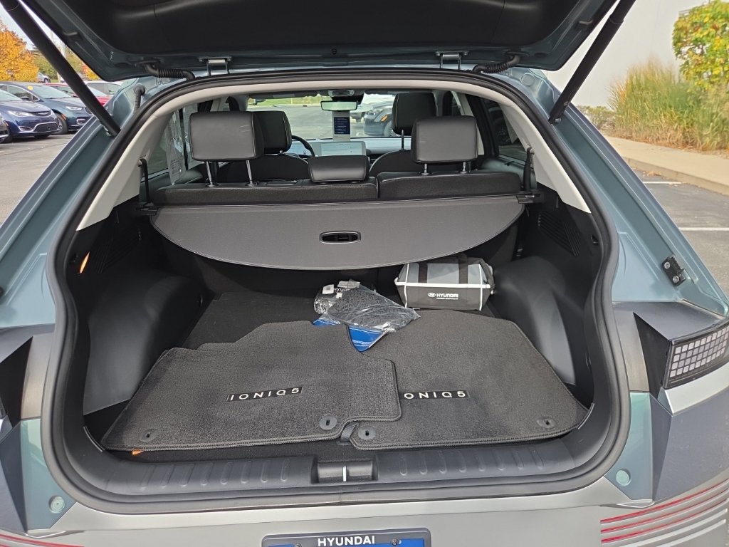Certified 2024 Hyundai Ioniq 5 Limited AWD/4WD image 13