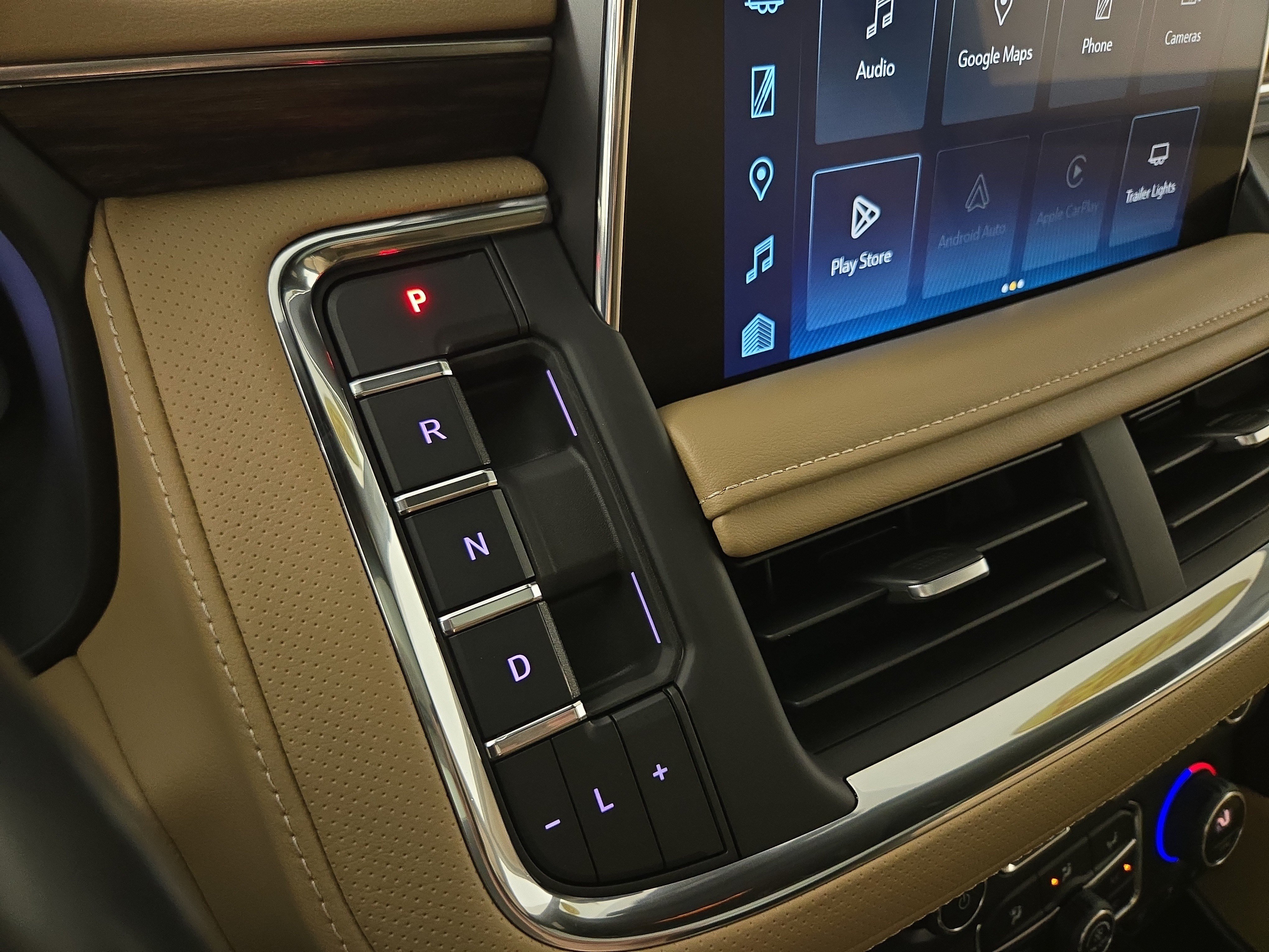 Certified 2023 Chevrolet Tahoe Premier AWD/4WD image 25