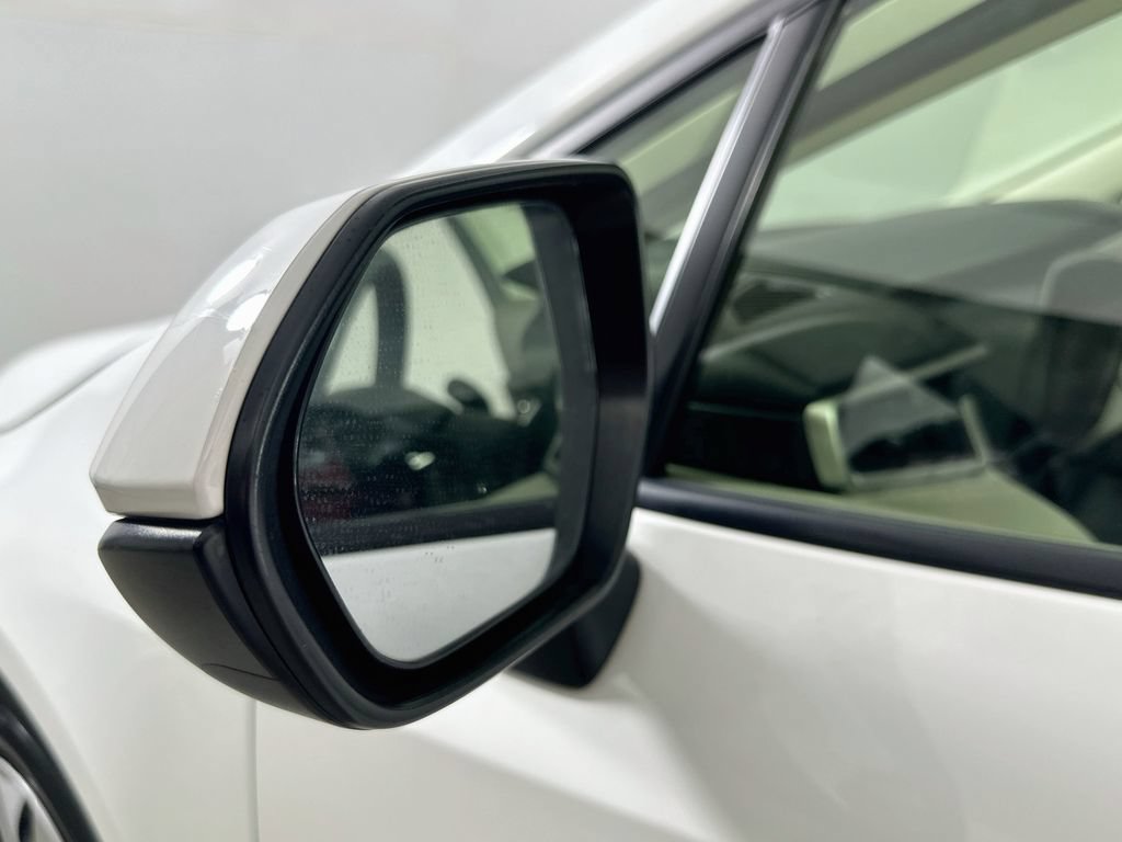 Used 2022 Toyota Corolla LE FWD image 34
