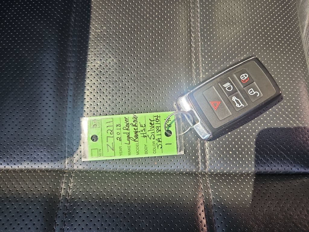 Used 2018 Land Rover Range Rover Sport HSE AWD/4WD image 29