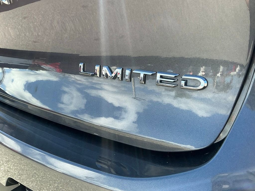 Used 2023 Toyota Crown XLE image 15