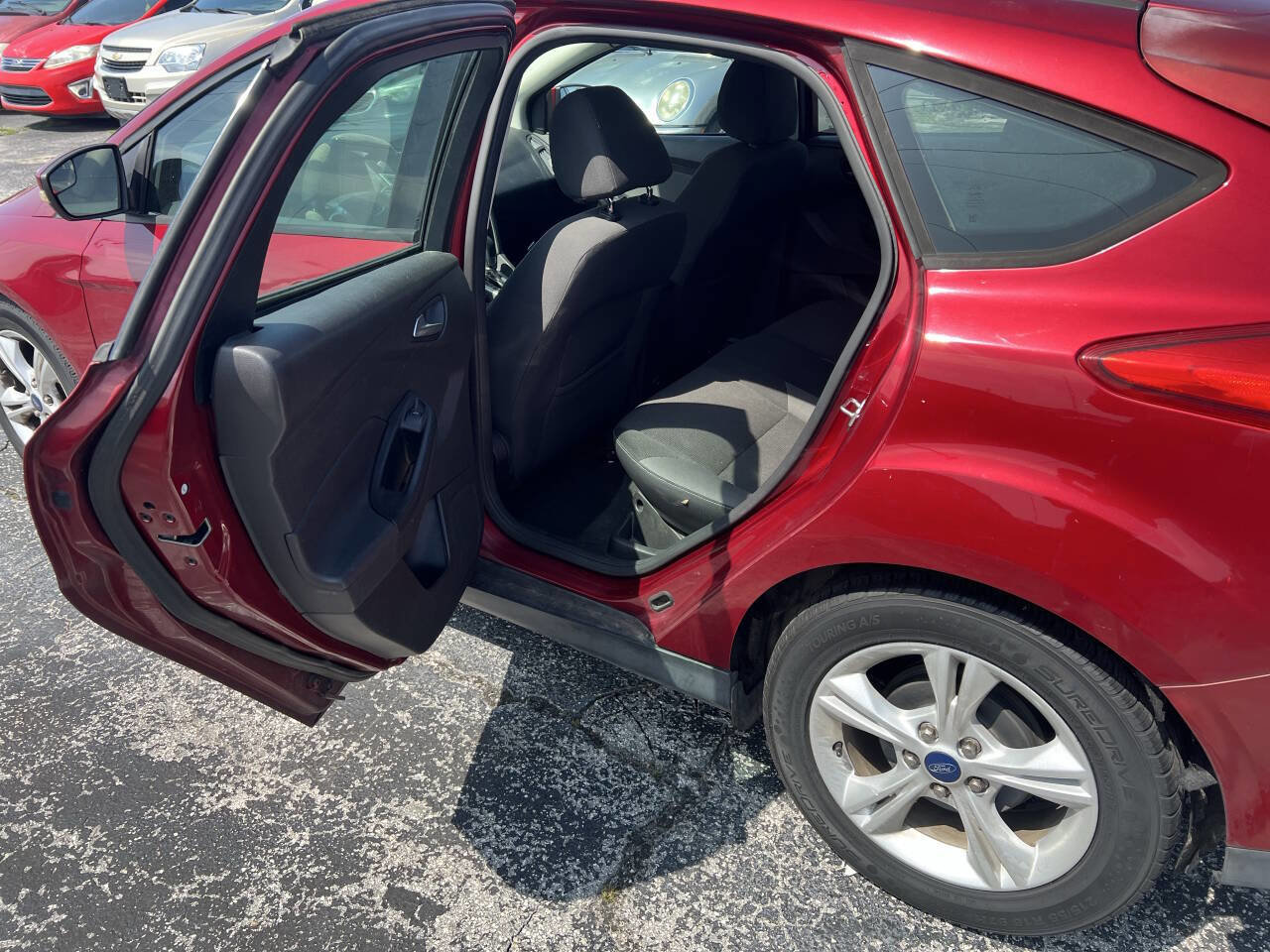 Used 2014 Ford Focus SE image 9