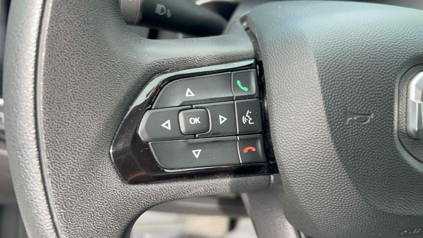 Used 2025 RAM ProMaster 2500 w/ U-Haul Equipment Group FWD image 19