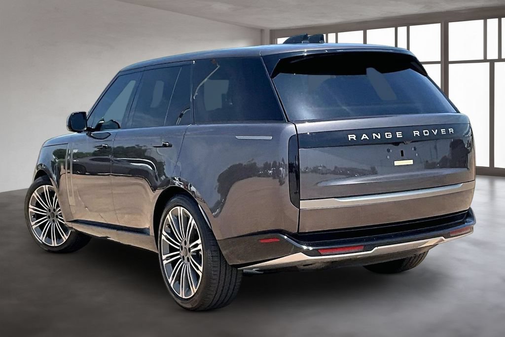 New 2026 Land Rover Range Rover SE AWD/4WD image 3