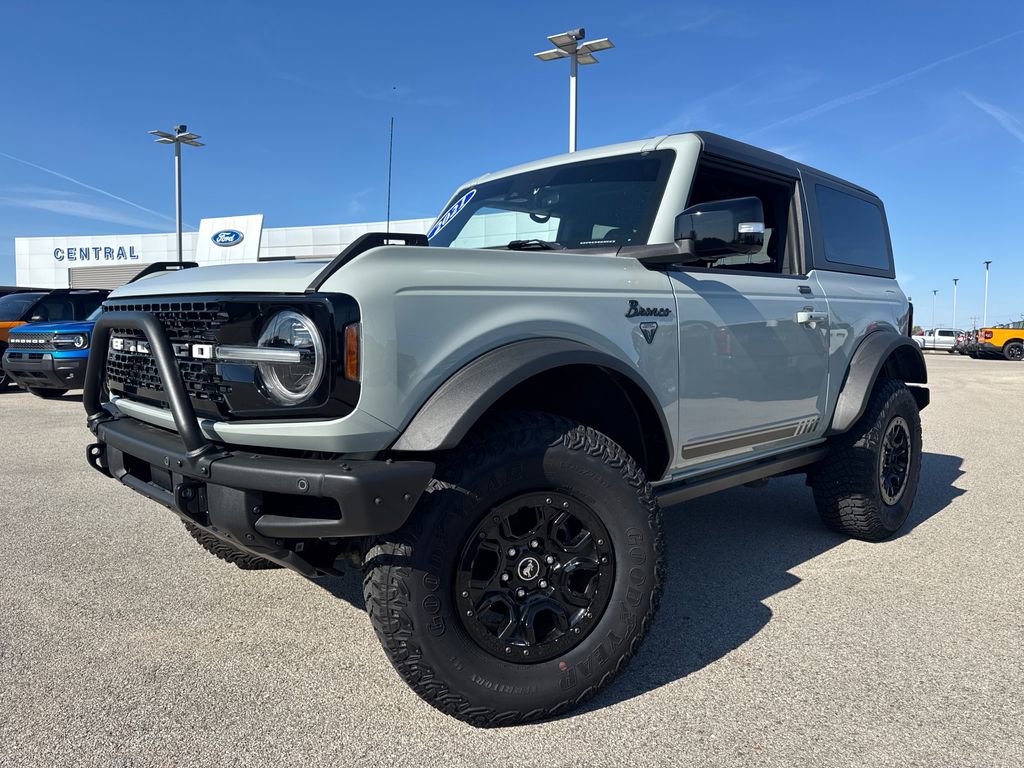 Used 2021 Ford Bronco First Edition image 2