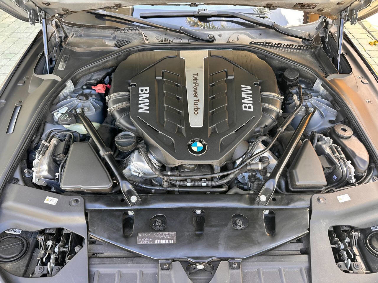 Used 2013 BMW 650i xDrive Coupe image 9