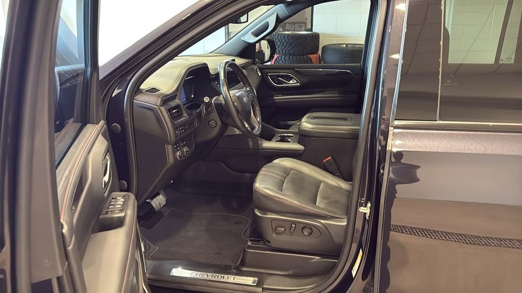 Used 2022 Chevrolet Tahoe RST w/ Luxury Package image 23