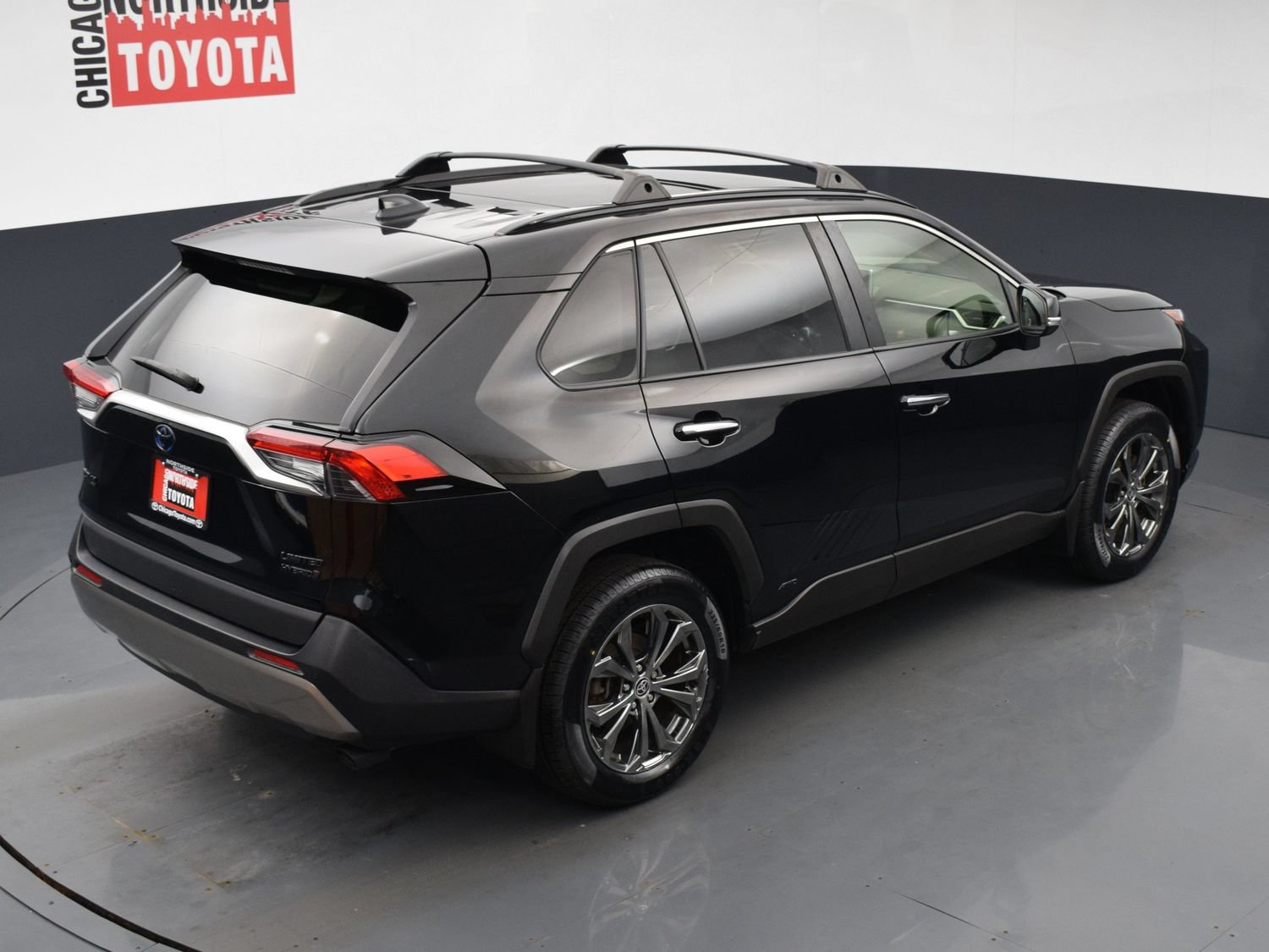Used 2022 Toyota RAV4 Limited AWD/4WD image 30
