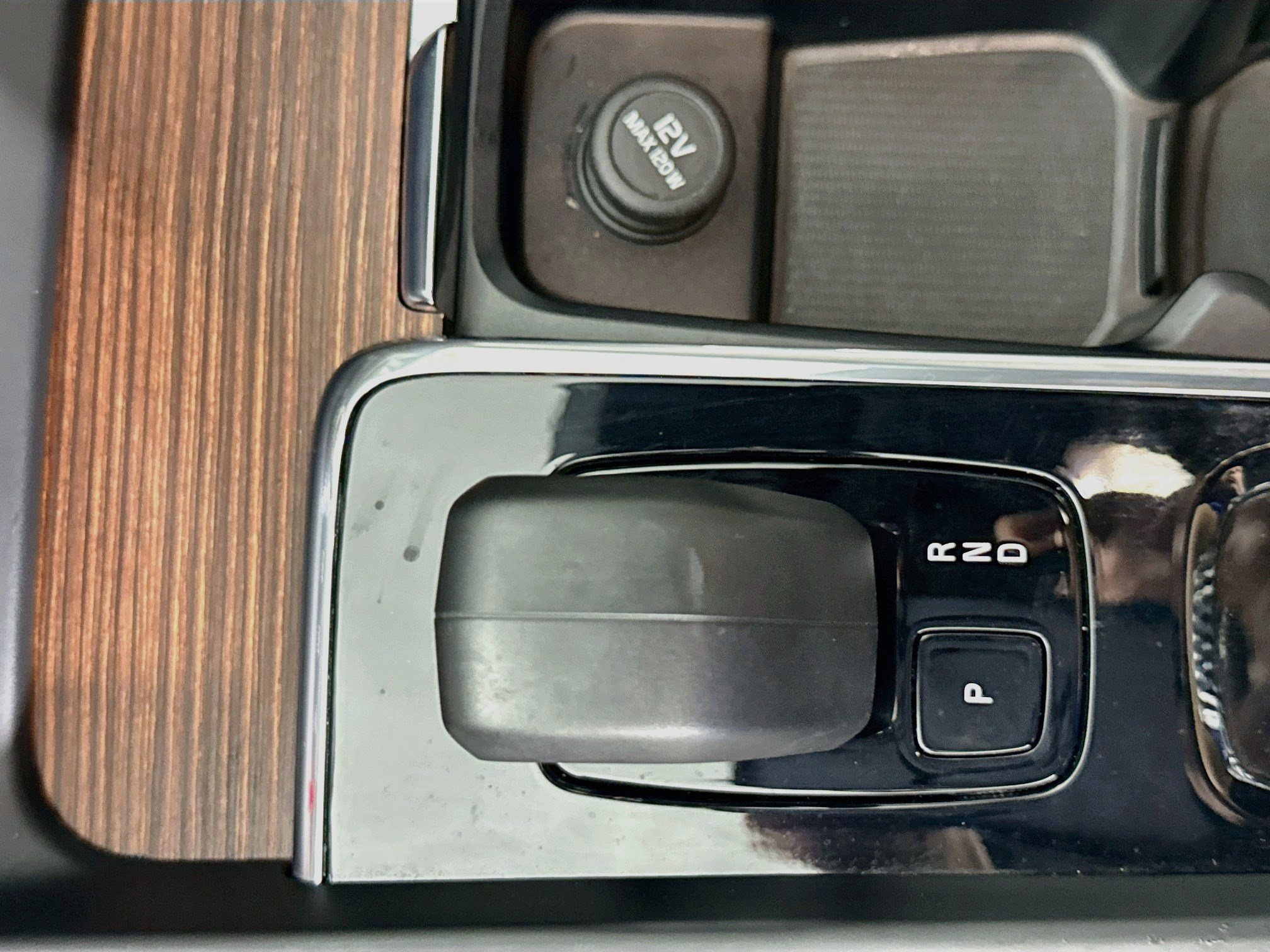 Used 2023 Volvo XC60 B5 Plus FWD image 20