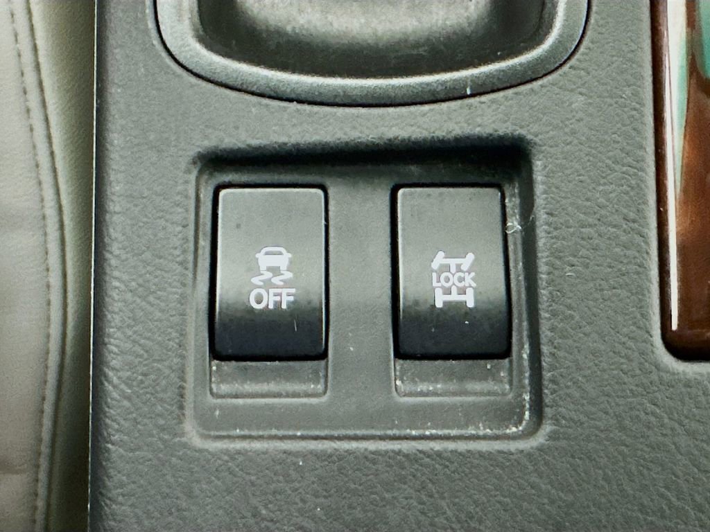 Used 2011 Lexus RX 350 AWD w/ Premium Pkg image 40