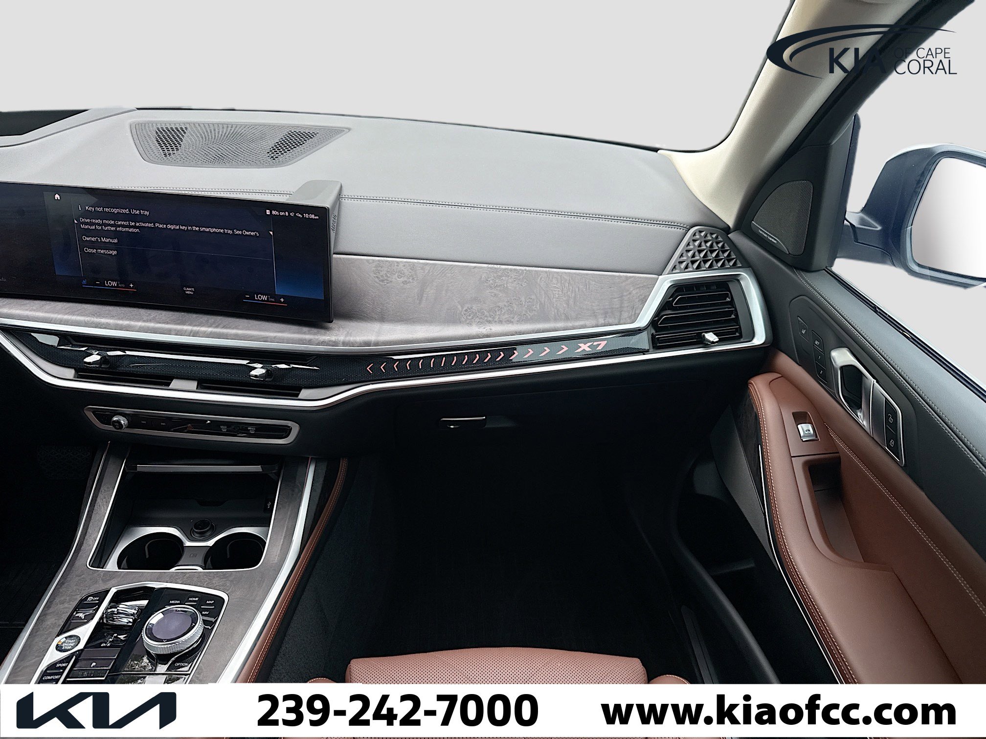 Used 2023 BMW X7 xDrive40i w/ Executive Package image 19