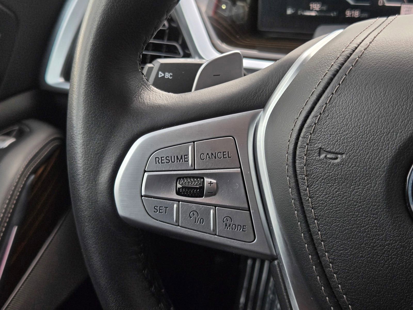 Used 2025 BMW X7 xDrive40i image 24