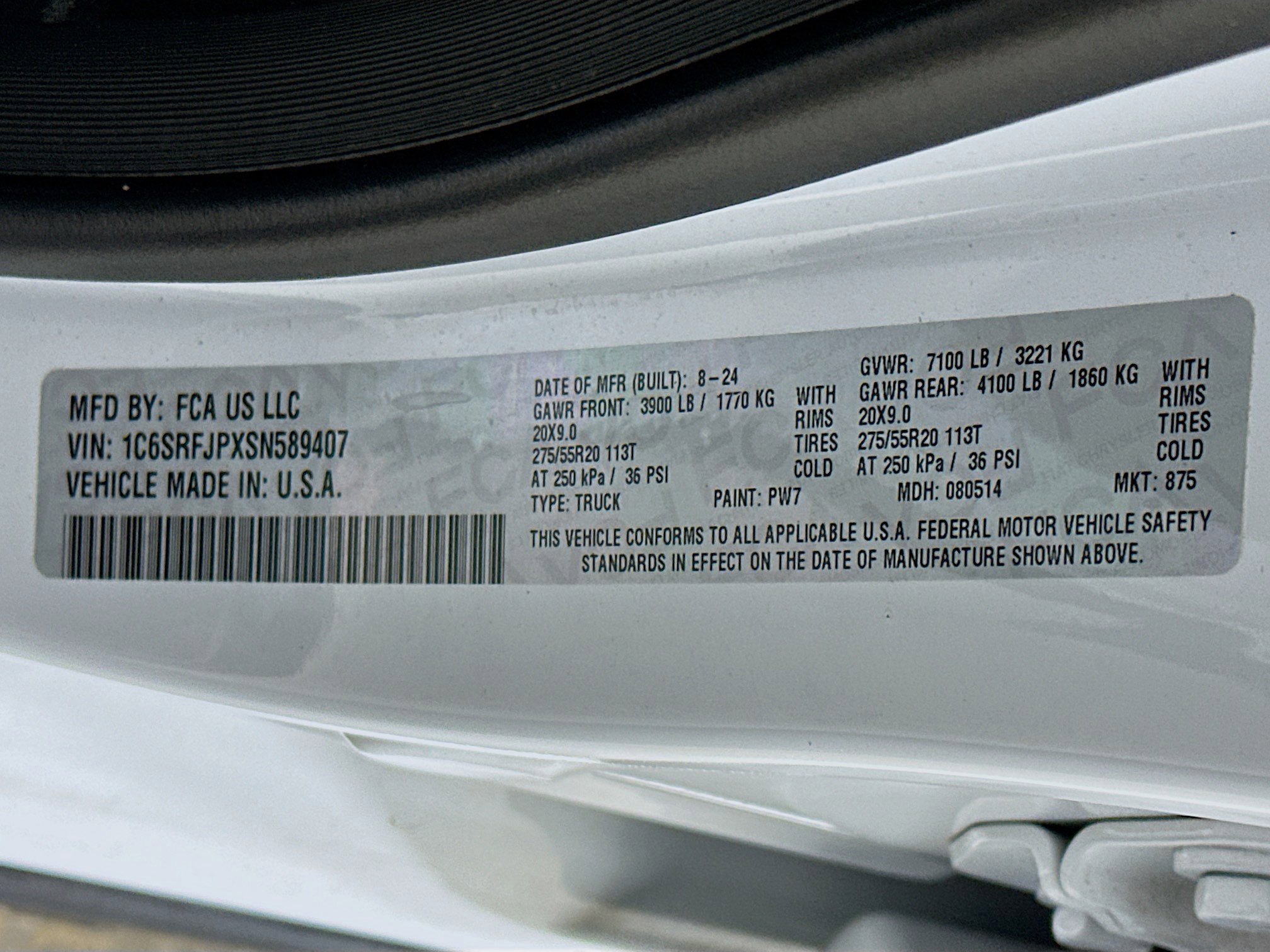 Used 2025 RAM 1500 Laramie image 12