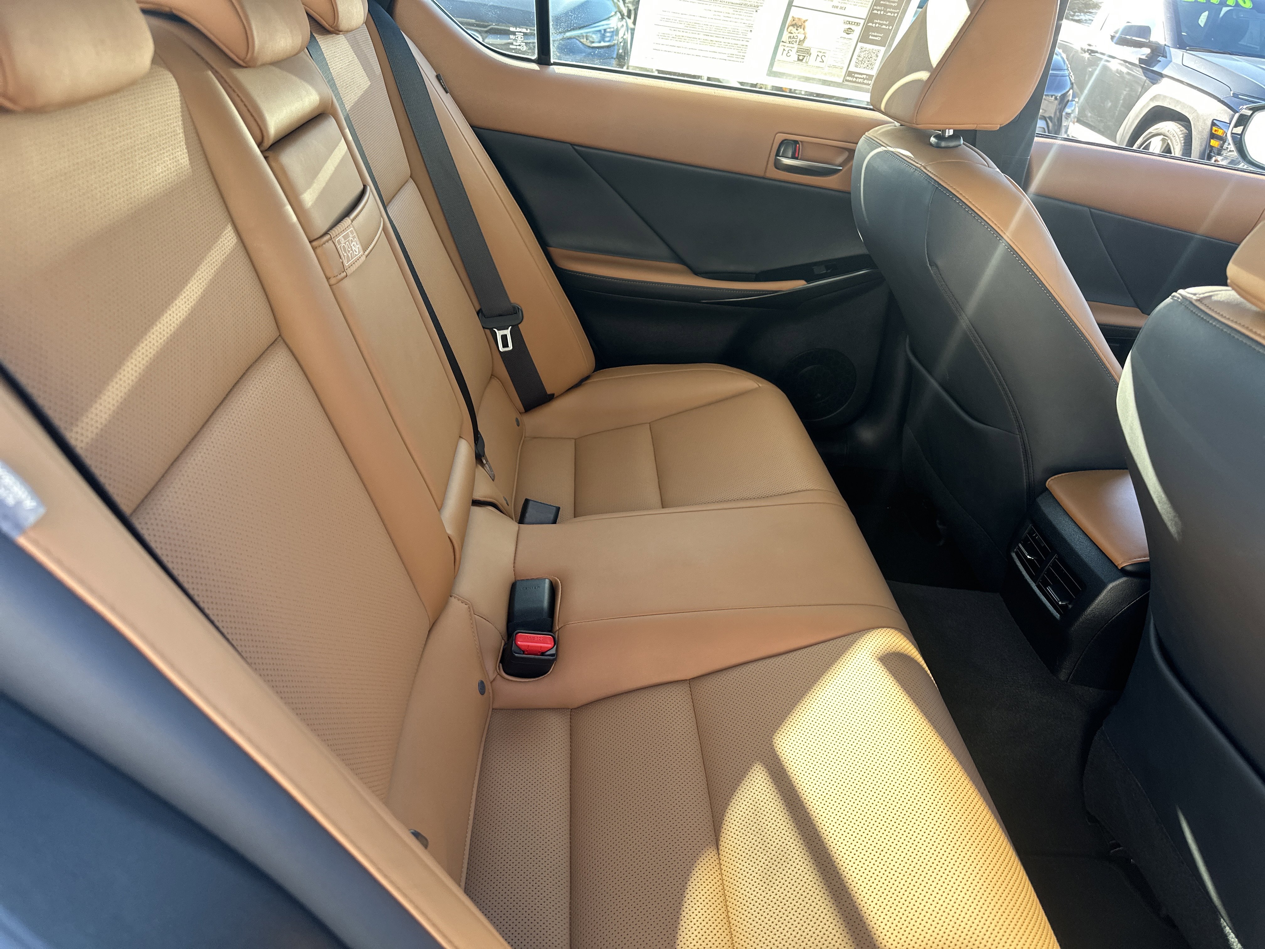 Used 2024 Lexus IS 300 w/ Comfort Package image 14