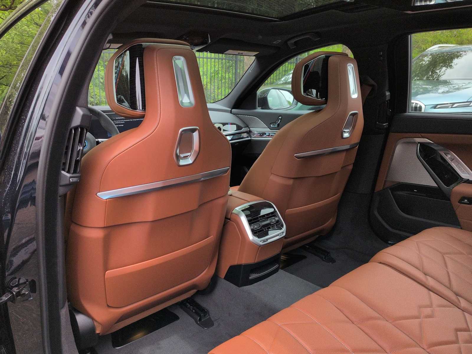 New 2026 BMW i7 xDrive60 AWD/4WD image 19
