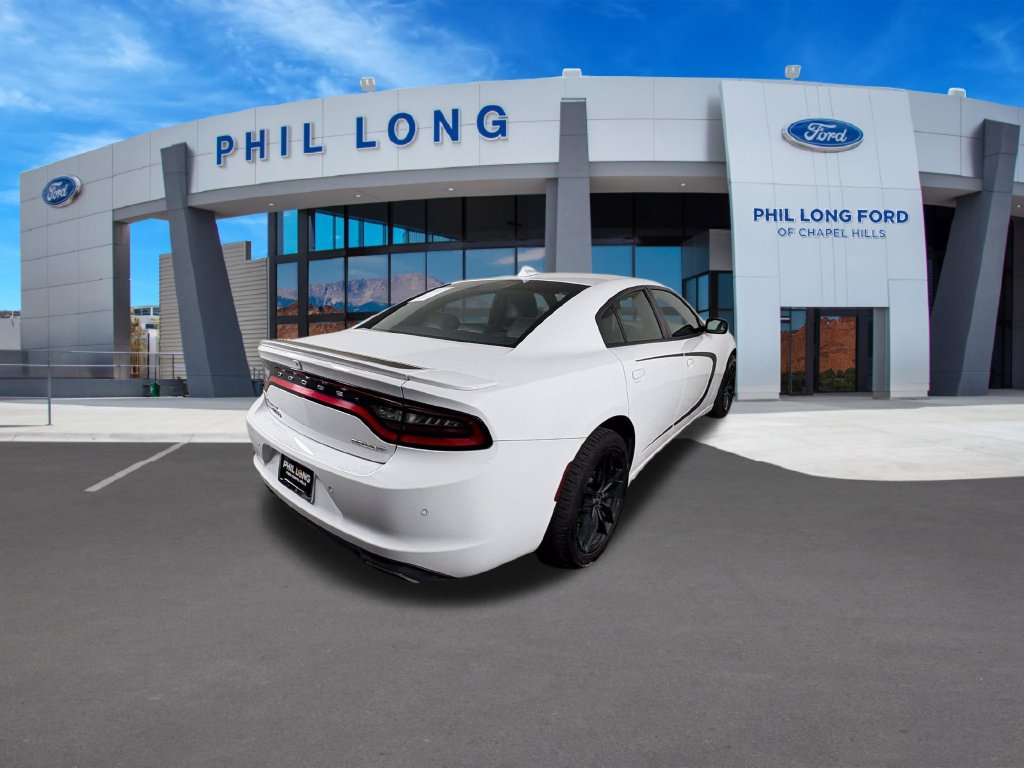Used 2015 Dodge Charger SXT w/ AWD Premium Group image 5
