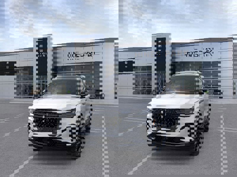 New 2025 Lincoln Nautilus Reserve w/ Jet Appearance Package image 2