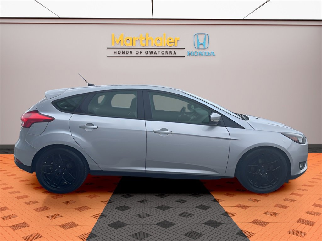 Used 2016 Ford Focus SE w/ Equipment Group 201A image 6