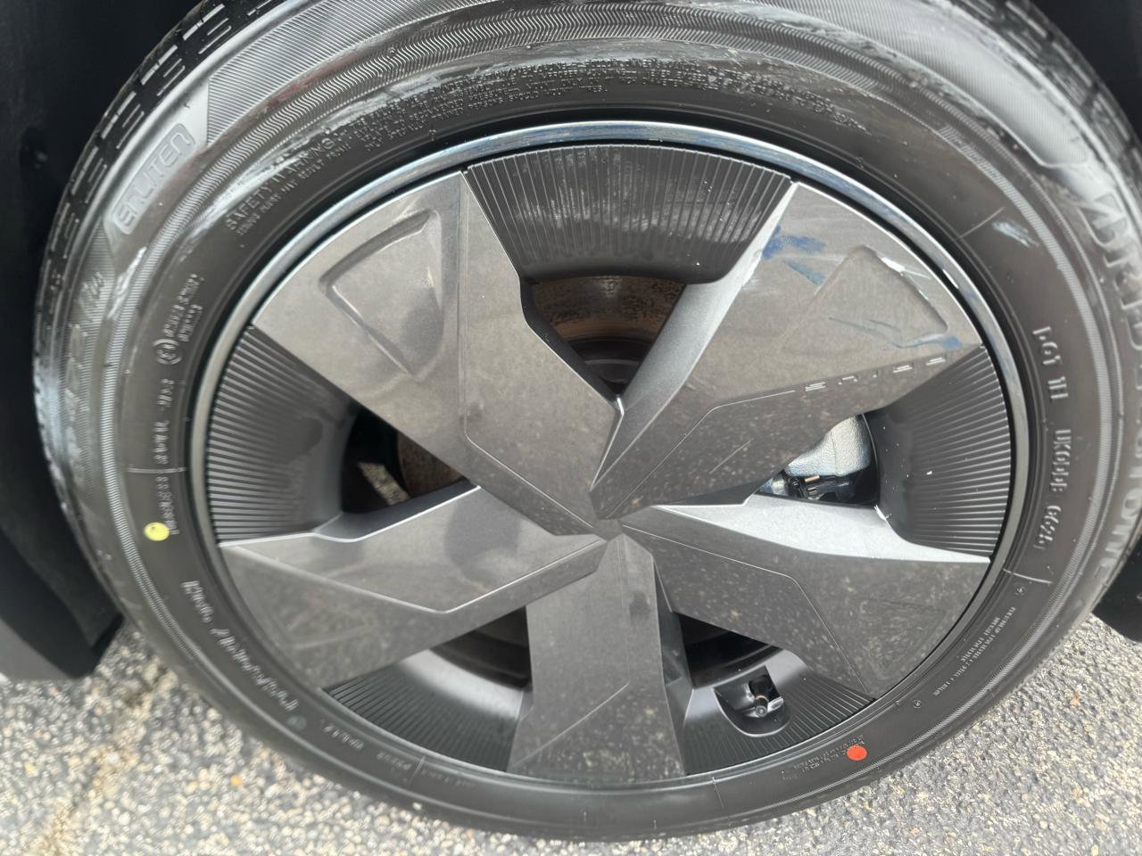 Used 2025 Toyota Prius LE image 23