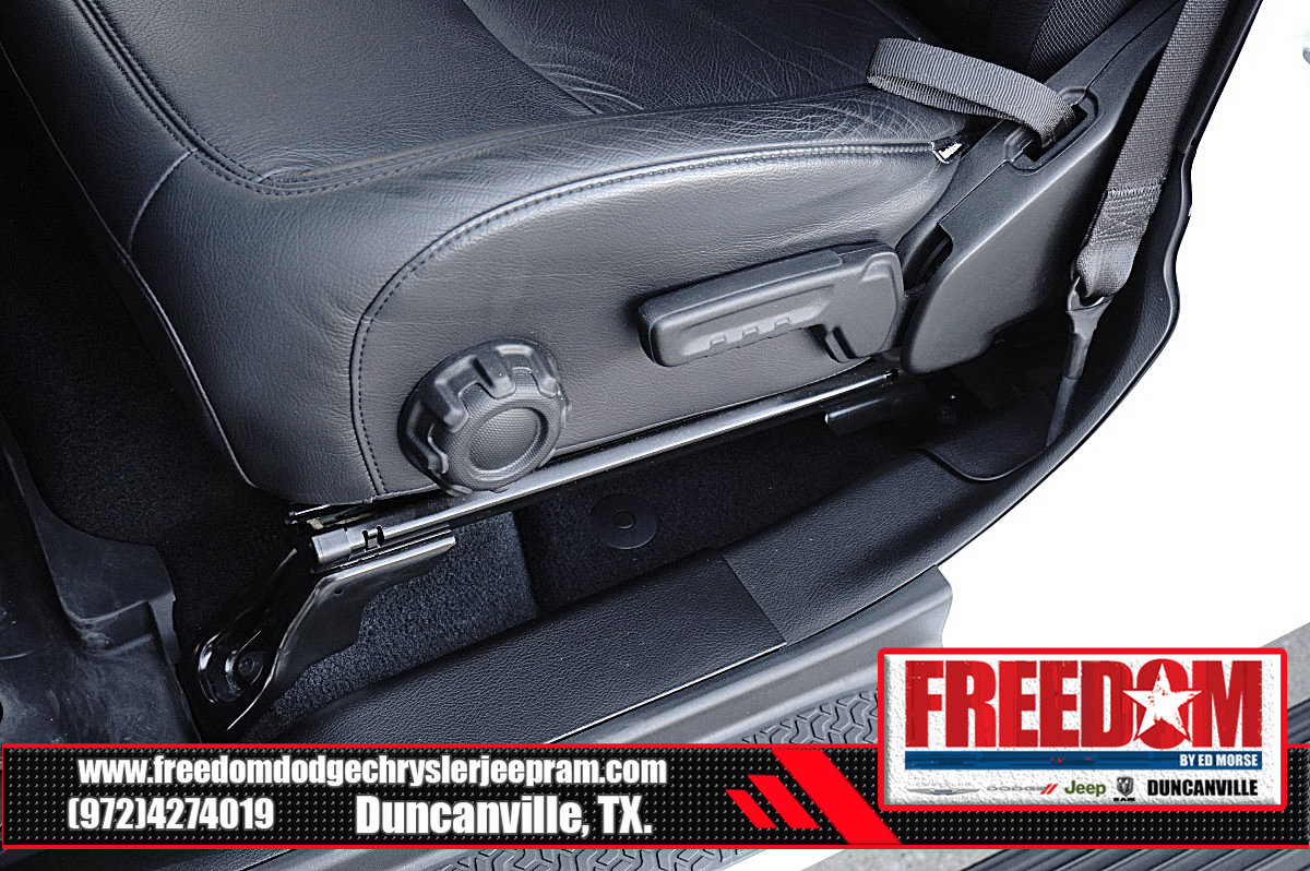 Used 2022 Jeep Wrangler Unlimited Sport AWD/4WD image 37