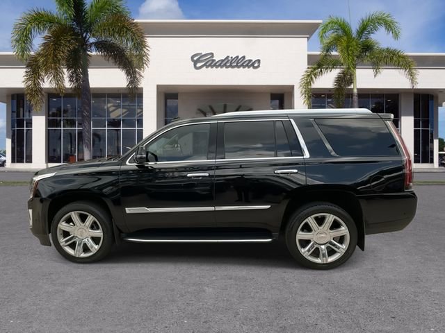 Used 2019 Cadillac Escalade Luxury AWD/4WD image 8