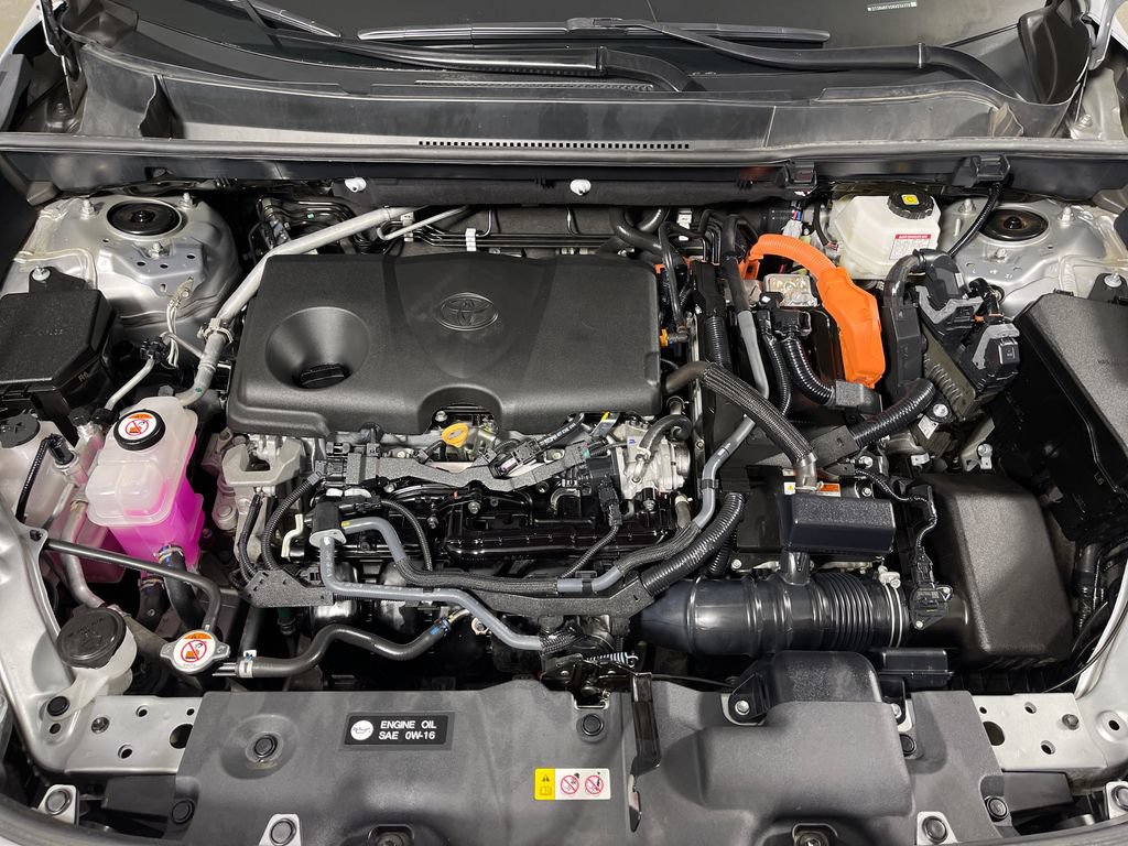 Certified 2024 Toyota RAV4 XLE AWD/4WD image 9