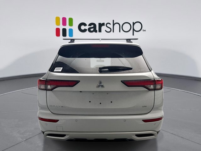 Used 2023 Mitsubishi Outlander SE AWD/4WD image 4