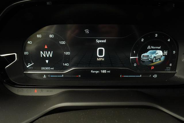 Used 2024 GMC Yukon Denali w/ LPO, Floor Liner Package image 19