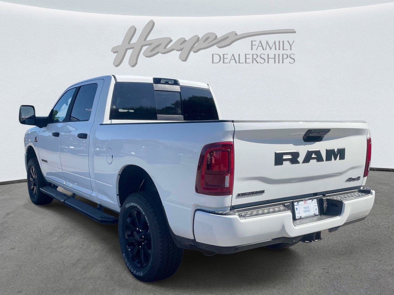 New 2026 RAM 2500 Big Horn AWD/4WD image 5