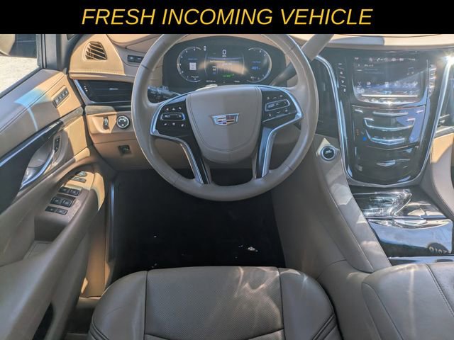 Used 2018 Cadillac Escalade Platinum image 13