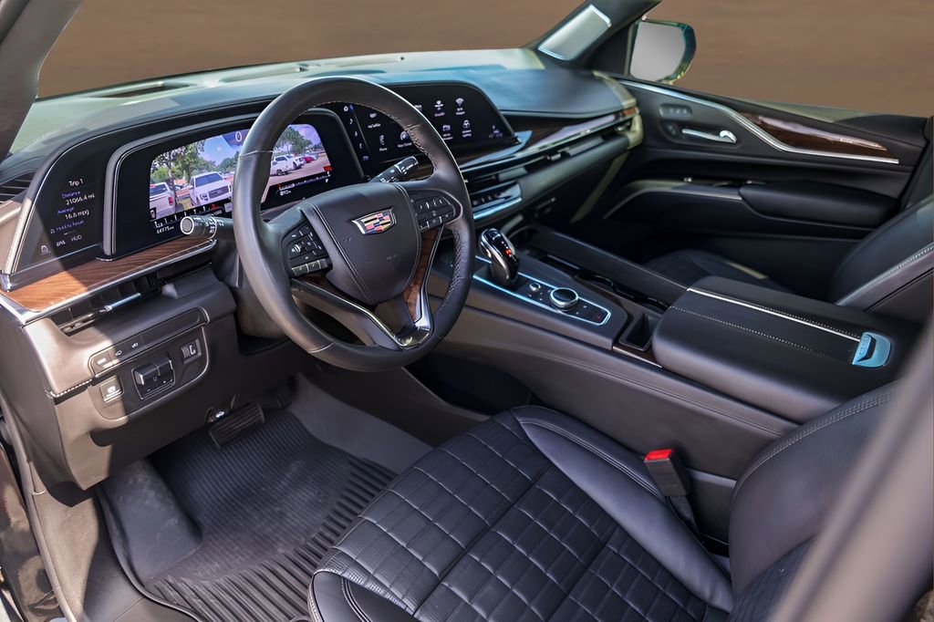 Used 2023 Cadillac Escalade Sport Platinum RWD image 10