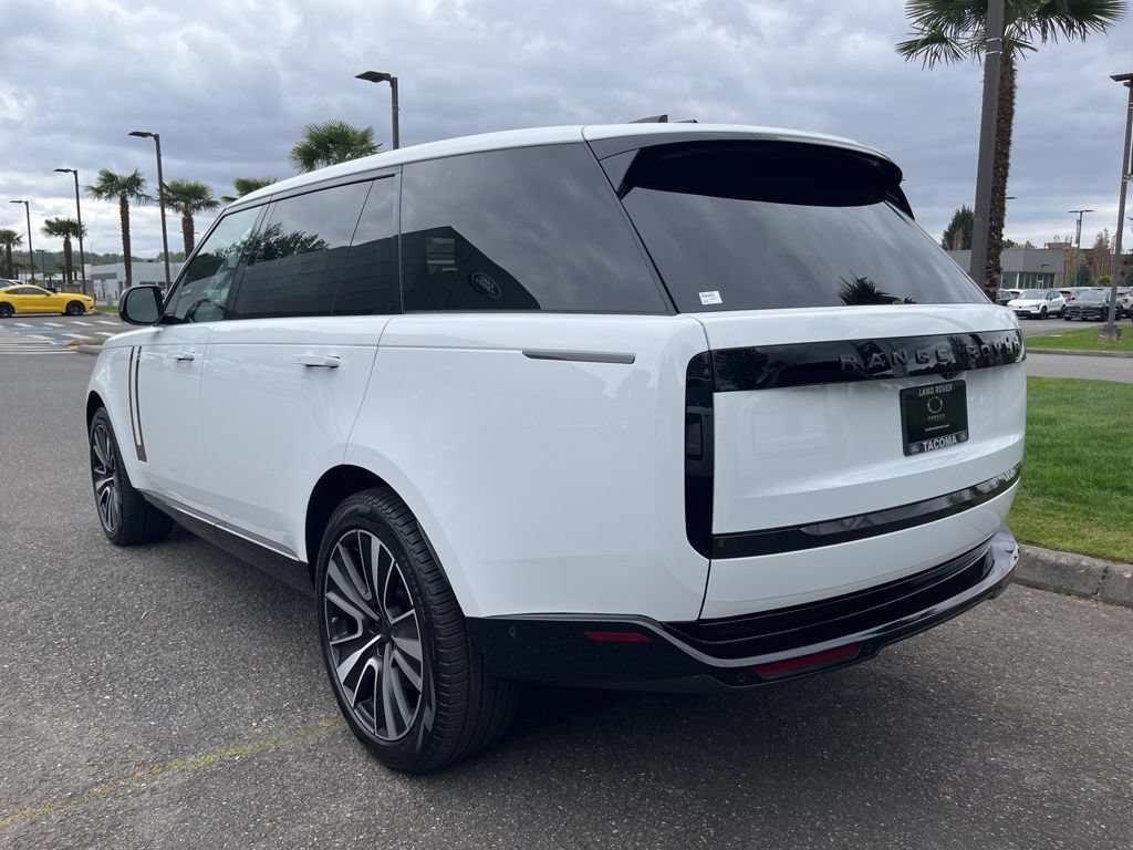 New 2026 Land Rover Range Rover Long Wheelbase SE AWD/4WD image 3