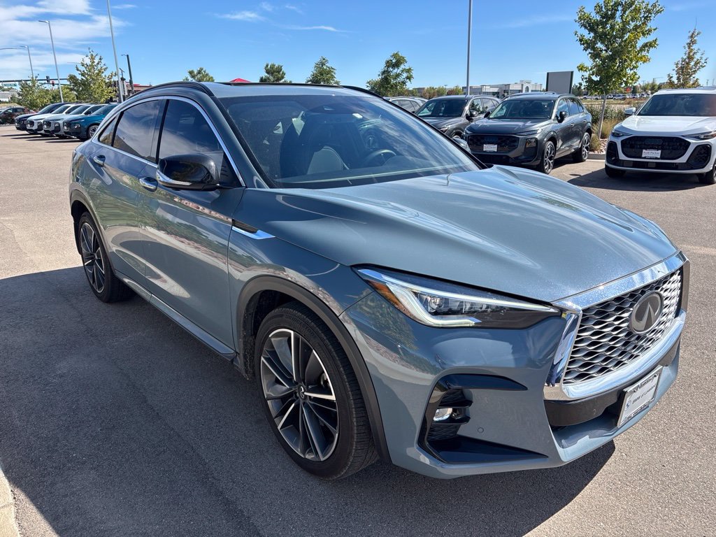 Used 2025 INFINITI QX55 Essential AWD/4WD image 2