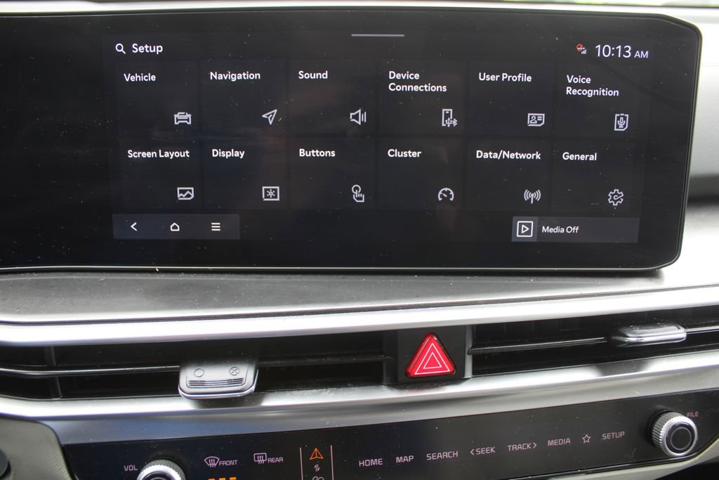 Certified 2025 Kia Sorento S w/ Panoramic Sunroof Package image 49