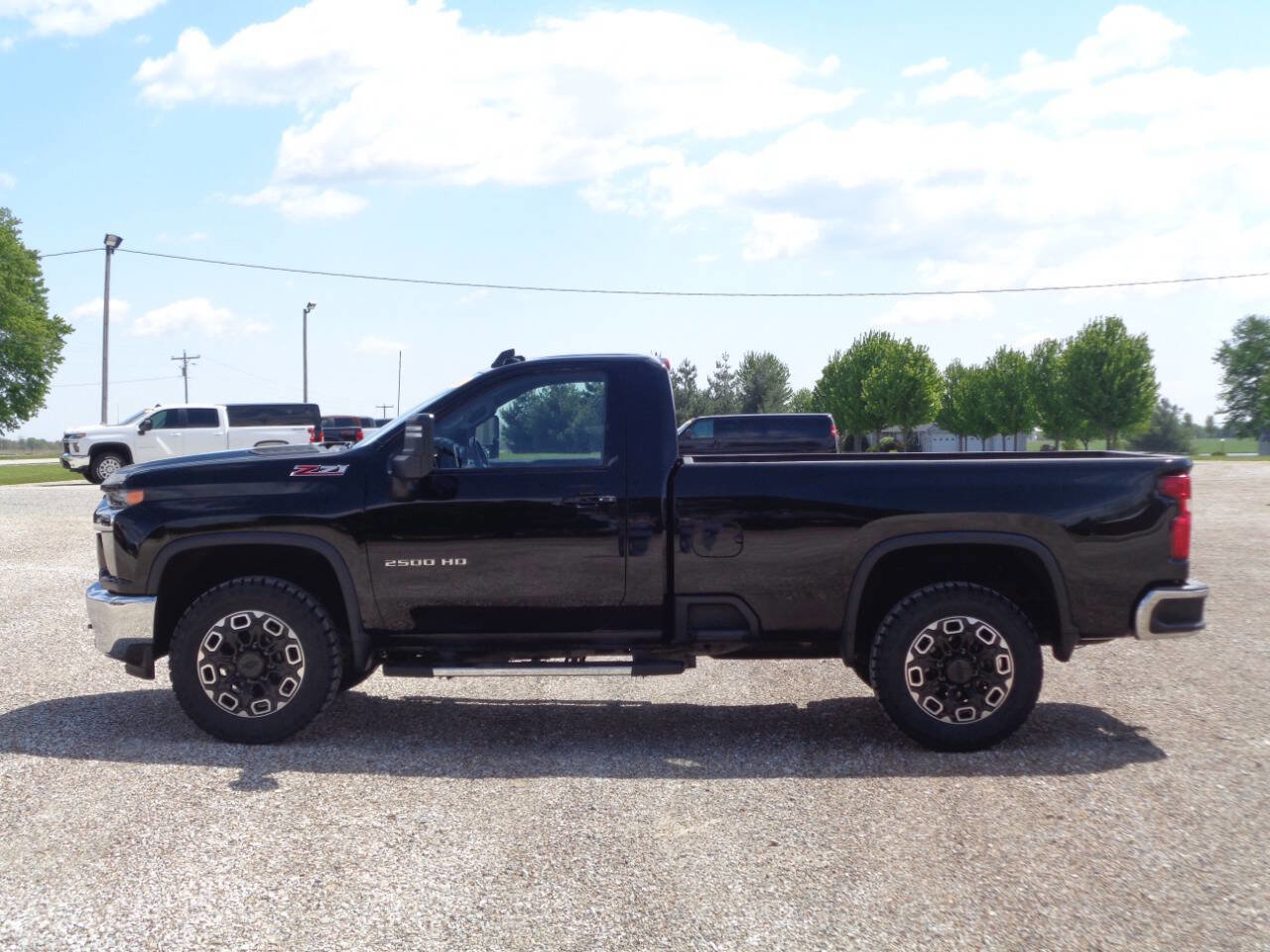 Used 2022 Chevrolet Silverado 2500 LT w/ Convenience Package AWD/4WD image 1