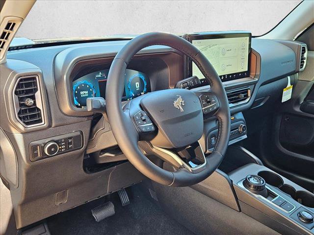 New 2025 Ford Bronco Sport Outer Banks w/ Outer Banks Tech Package+ AWD/4WD image 3