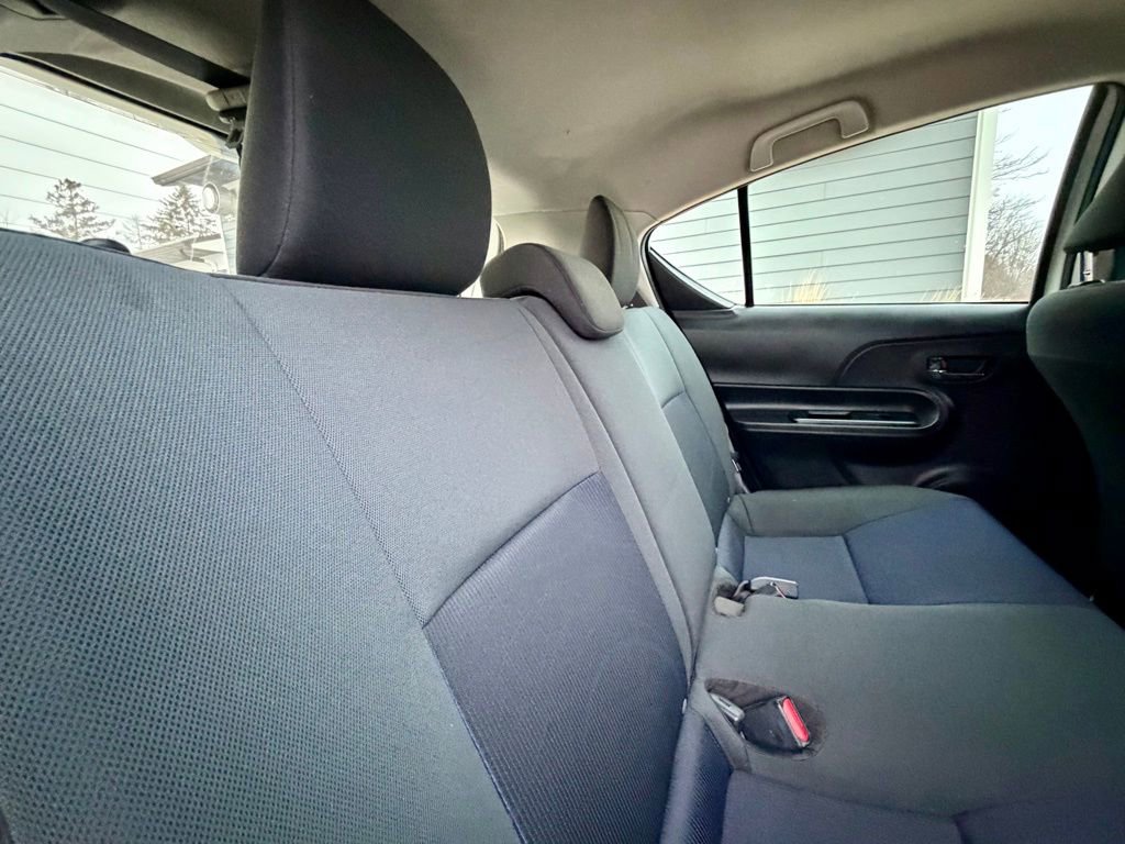 Used 2016 Toyota Prius C Two image 15