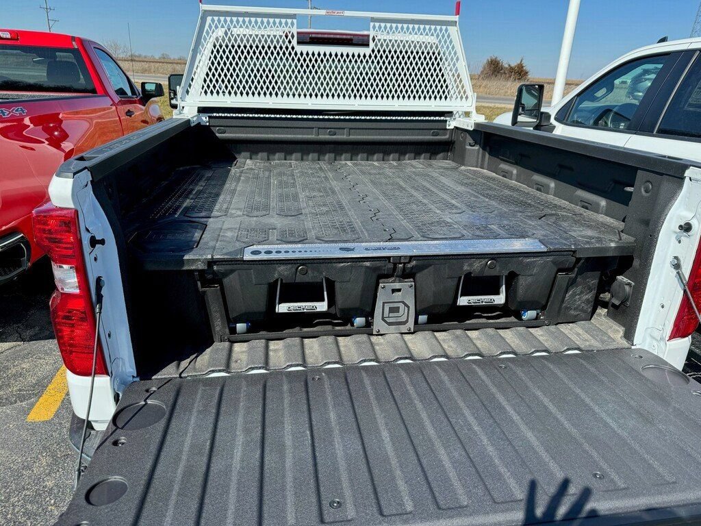 New 2023 Chevrolet Silverado 1500 W/T w/ WT Value Package AWD/4WD image 3